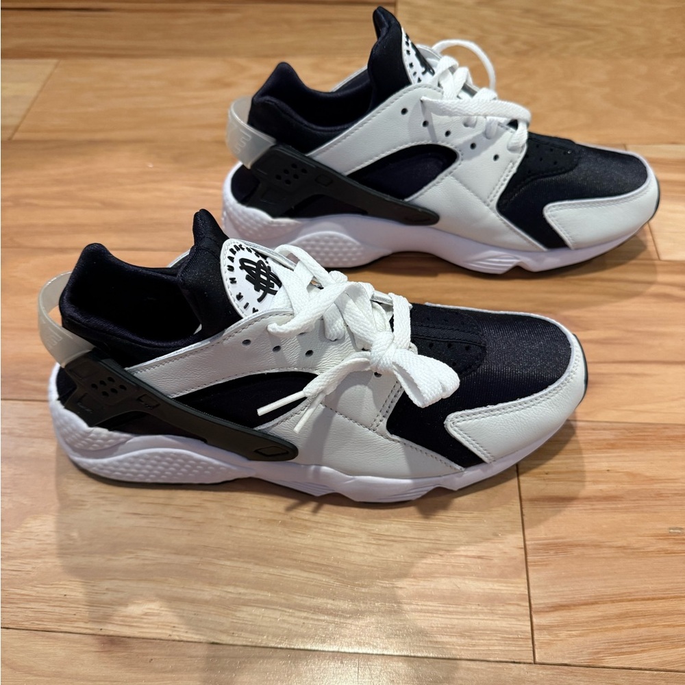 Nike Huarache Black and White Athletic Shoes